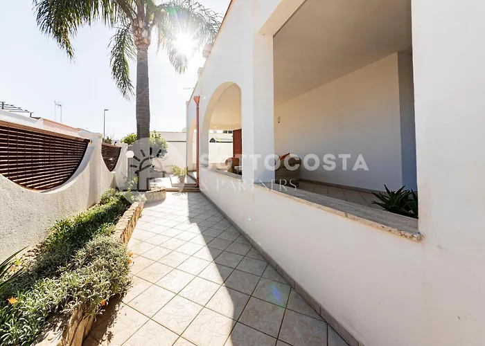 Giorni Salentini 4* Торре-Лапилло