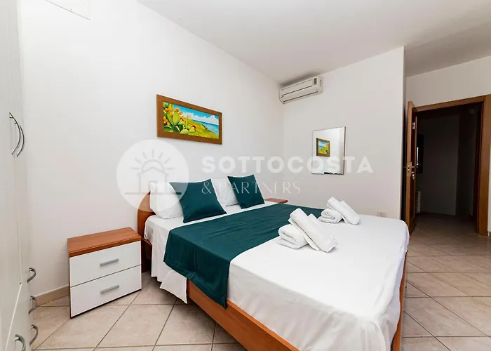 Bed and Breakfast Giorni Salentini 4*